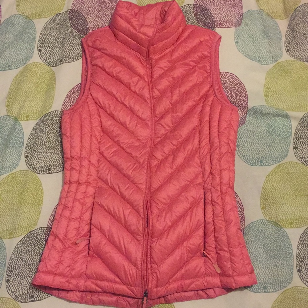Ultra light down pink vest